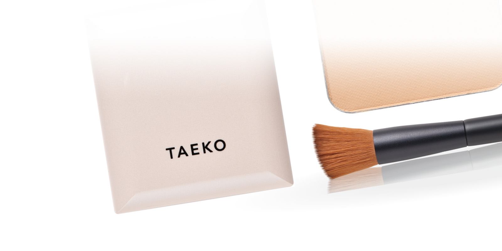 コンパクトケース＆パウダー用ブラシＳ＆レフィル